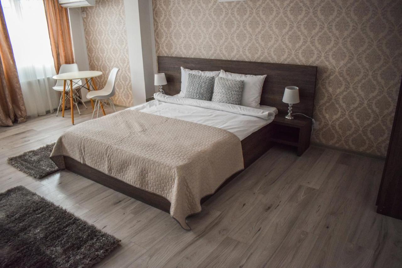 B House Rooms Ясси Екстер'єр фото
