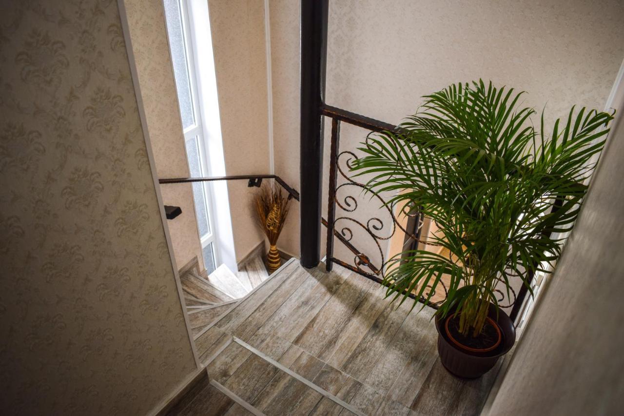 B House Rooms Ясси Екстер'єр фото