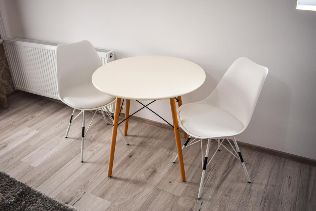 B House Rooms Ясси Екстер'єр фото