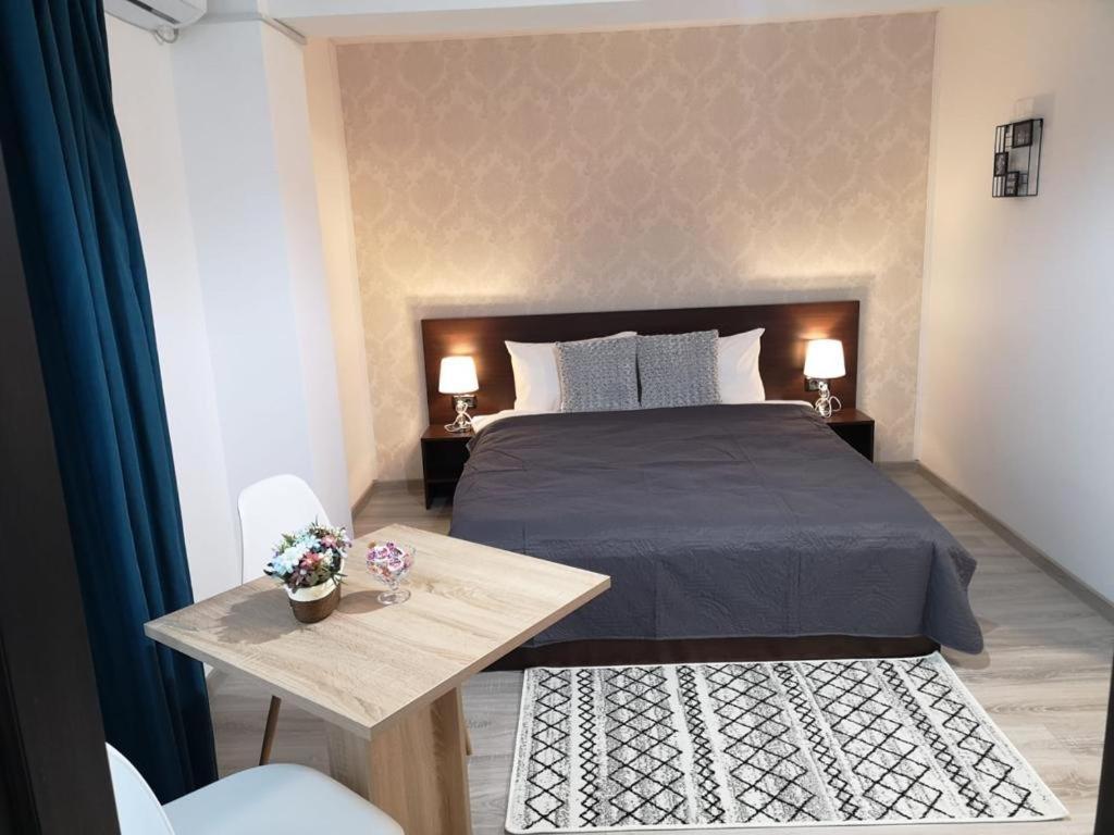 B House Rooms Ясси Екстер'єр фото